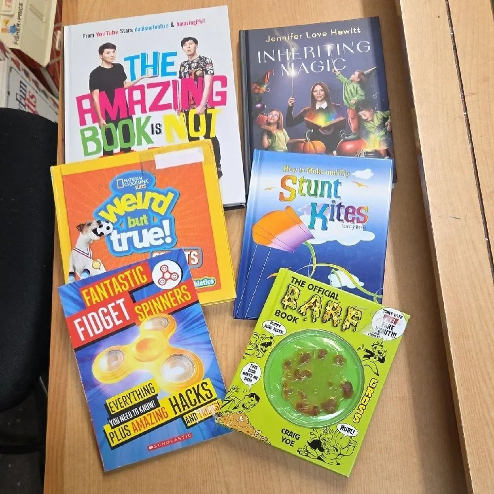 Variety Of 6 Odd Informational‎ Books